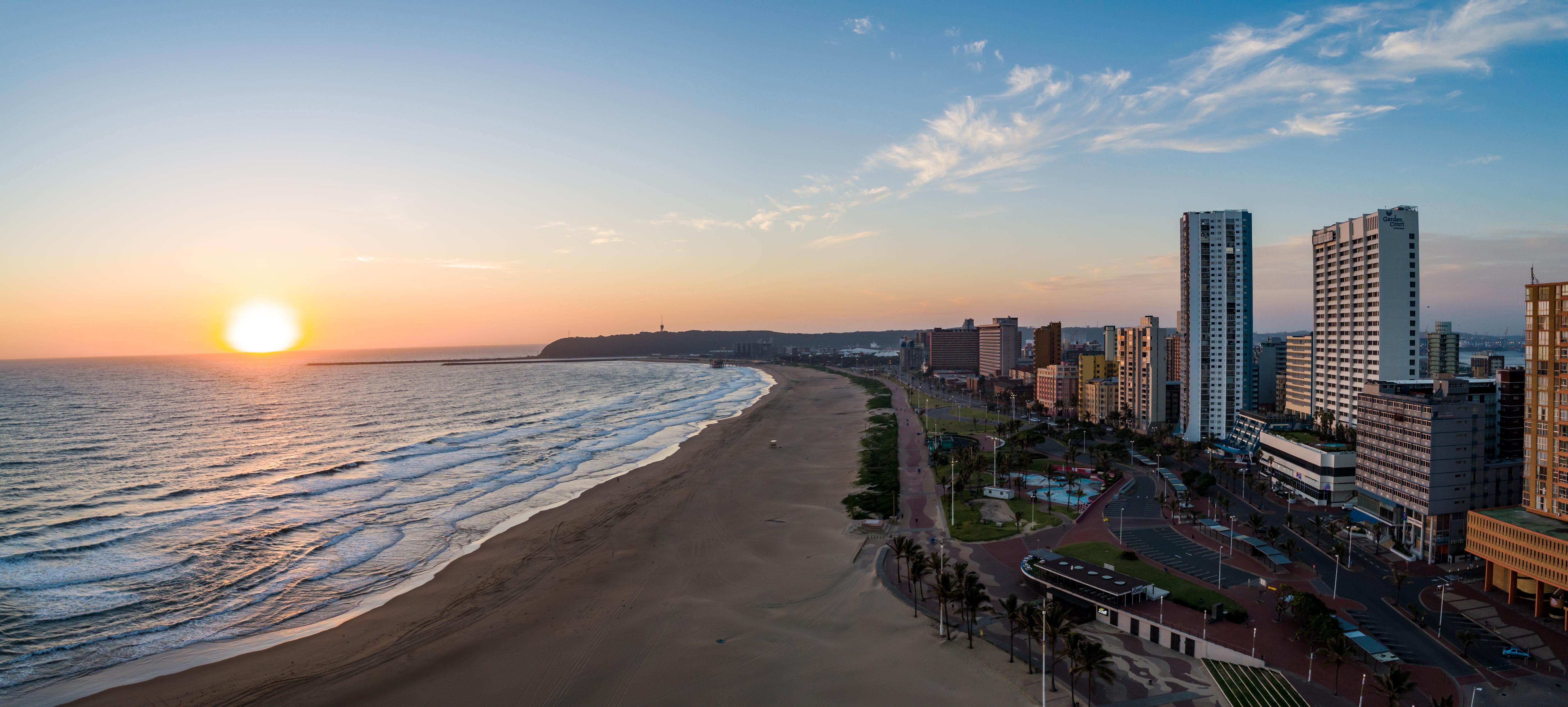 Gooderson Tropicana Hotel 3*