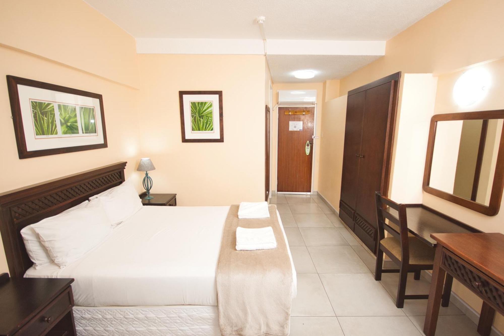 Gooderson Tropicana 3* Durban